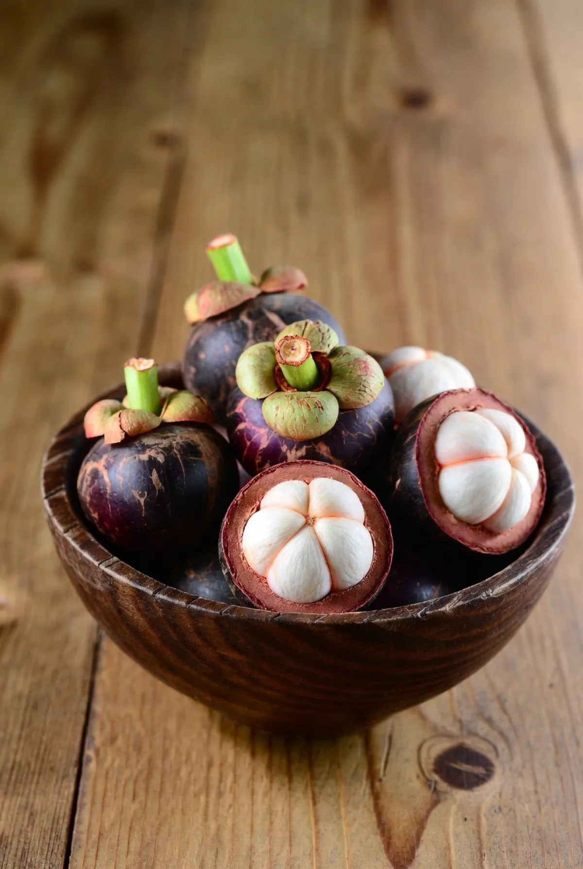 Manfaat Buah Manggis: Rahasia Kesehatan dari Ratu Buah Tropis